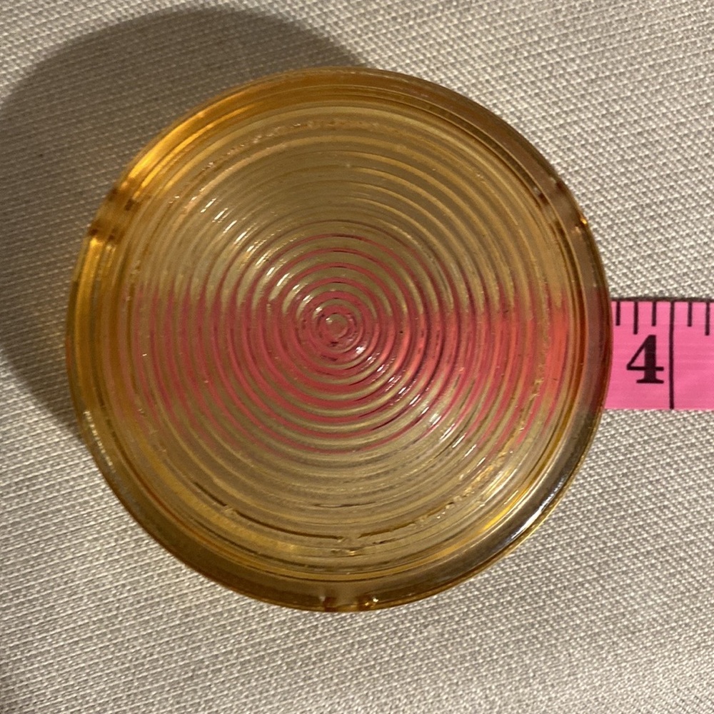 Carnival Glass Vintage Ashtray - Picture 4 of 4